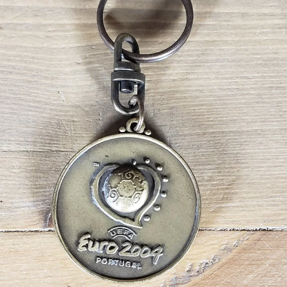 Vtg UEFA Euro 2004 Portugal Football Soccer Metal Keychain Key Ring